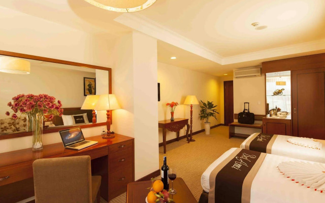 TTC Hotel Deluxe Tan Binh