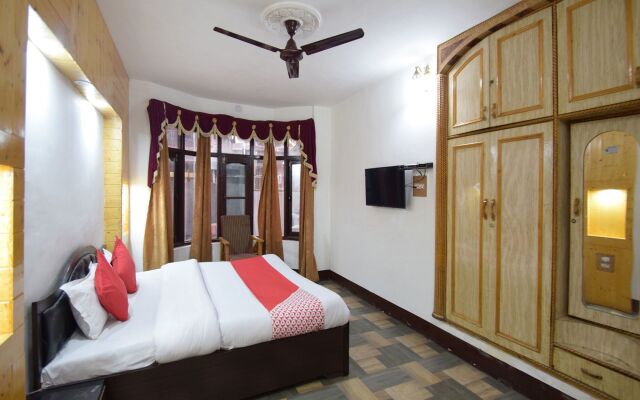 OYO 5395 Maple Inn Resort