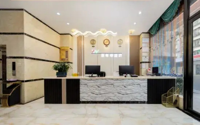 Wenchang New Year Hotel (Wenchang Middle School)