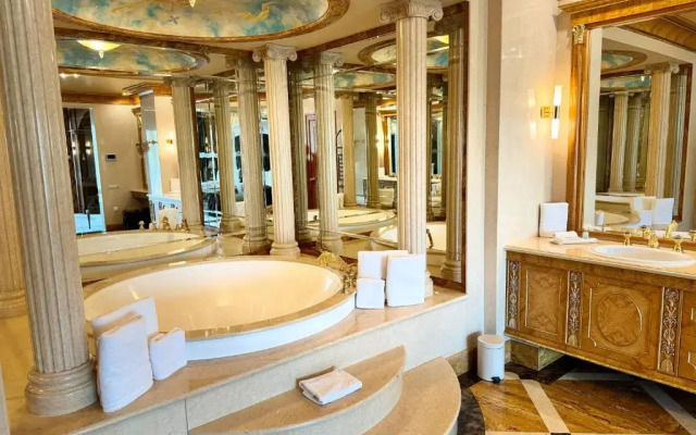 Royal Spa & Hotel Resort