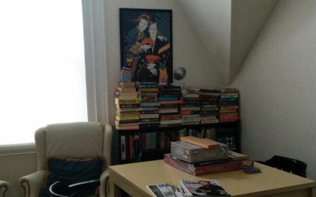 Fairmont House Bed & Breakfast