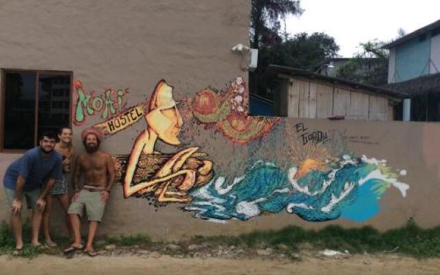 Hostal Moai