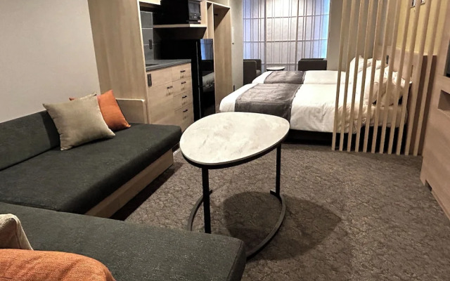 Premium Apart MONday KYOTO GOJO