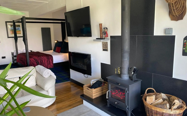 loch lomond apartments