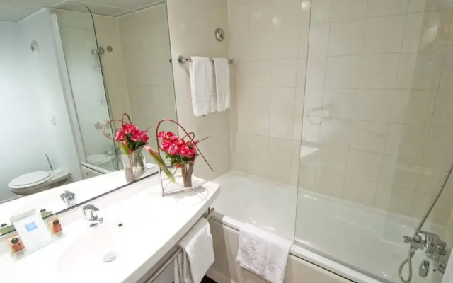 Suite Home - Canal Suites(Paris La Villette)