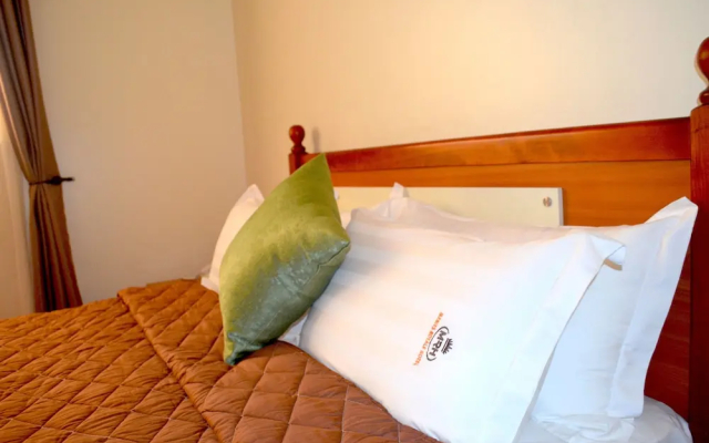 Marie's Royale Hotel
