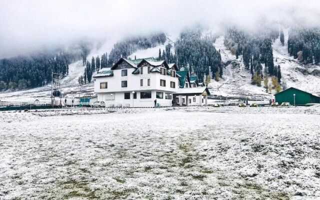 Country Inn & Suites by Radisson, Sonamarg