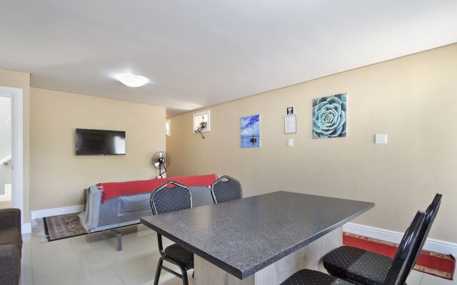 Camdene Guesthouse and sc apartments