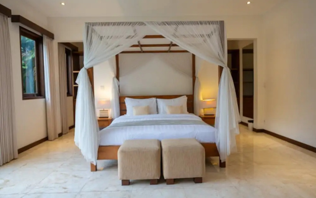 Villa Istana Putih by Maheswara – Guest Rooms – Canggu