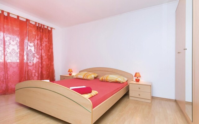 Nice Home in Vodnjan With Wifi and 4 Bedrooms