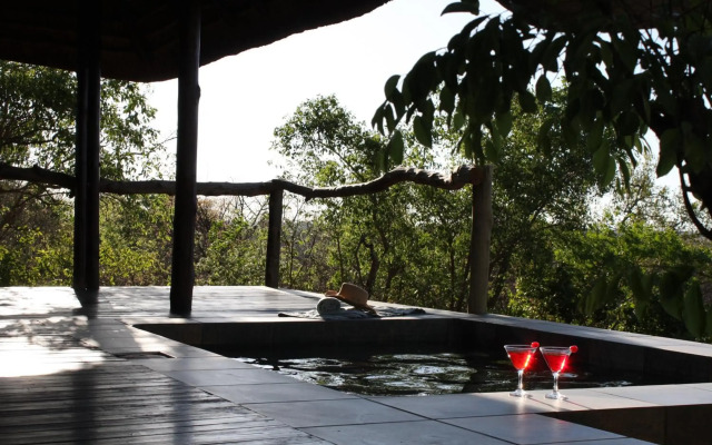Zwahili Game Lodge & Spa