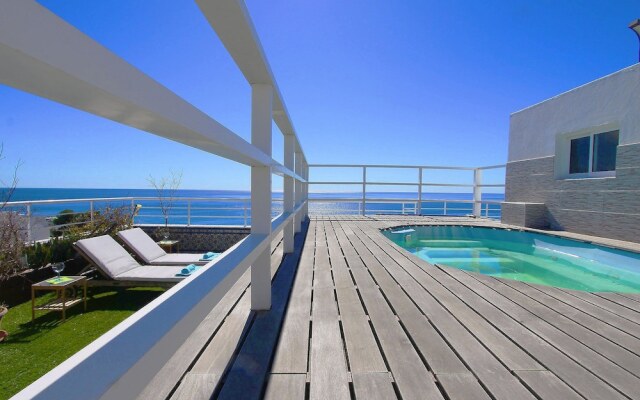 1149 Unique Beachfront Penthouse 400M2 Marbella Center