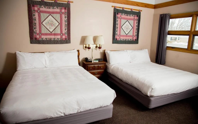 Lark Inn