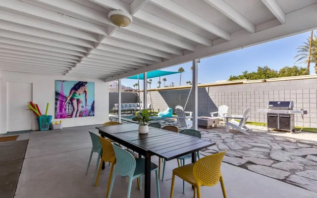 The Desert Xscape Pool Views