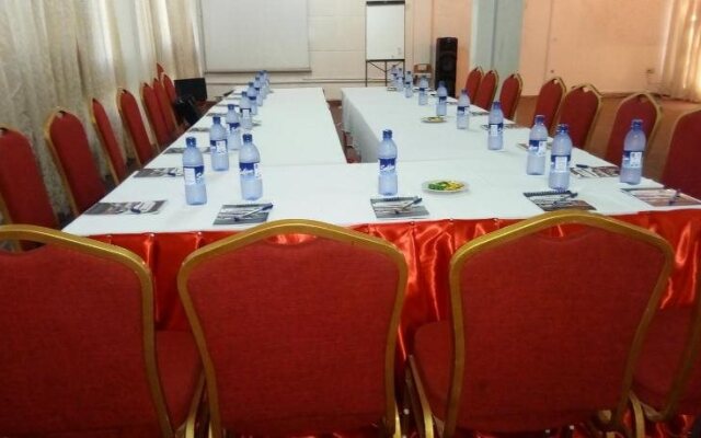 Eastoment Hotel