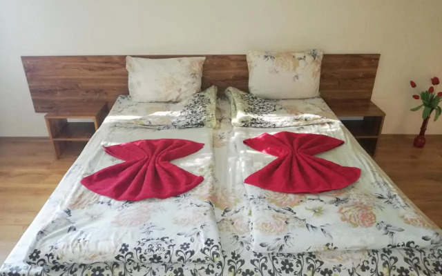 Hotel Touristic Home Kailaka