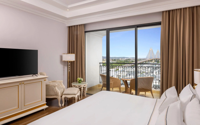 Meliá Vinpearl Hai Phong Rivera
