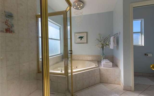 043 - Toes In The Sand