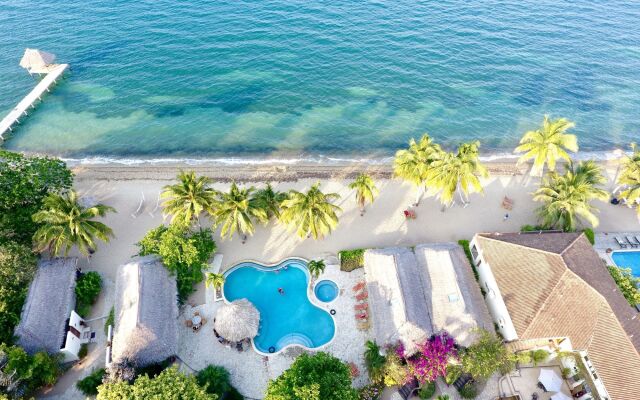 Almond Beach Resort at Jaguar Reef