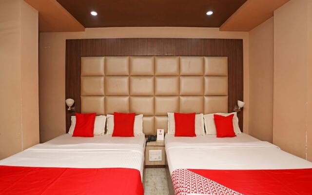 OYO 16173 Hotel Dk