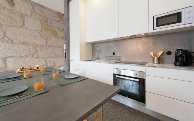 Lovelystay - Dirk Apartment Almada 3º T