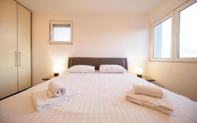 City&Sea view 2BR 4+2