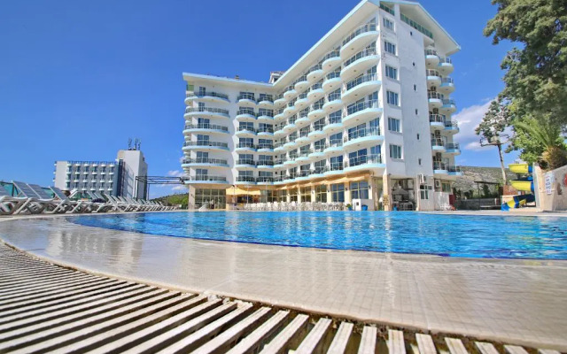Arora Hotel