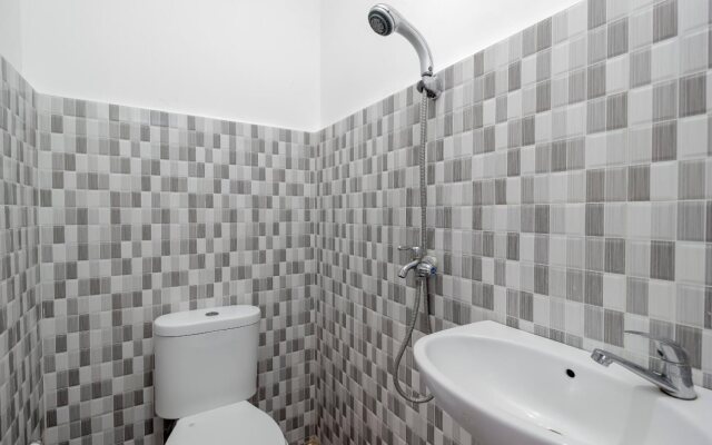RedDoorz near Sam Ratulangi Airport
