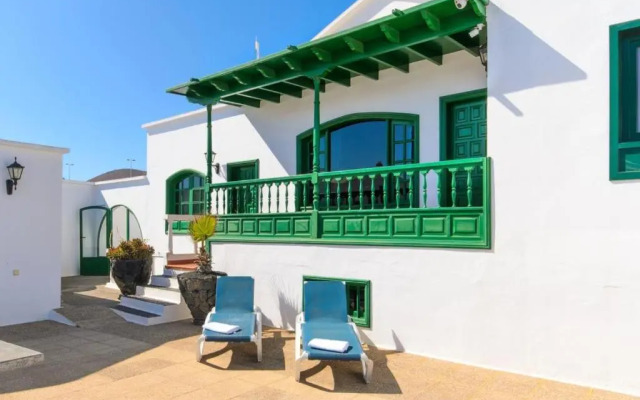 HOTEL-FINCA Rural José Manuel 28pax