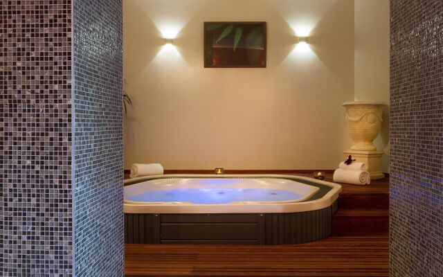 Hôtel Le Rive Droite & Spa