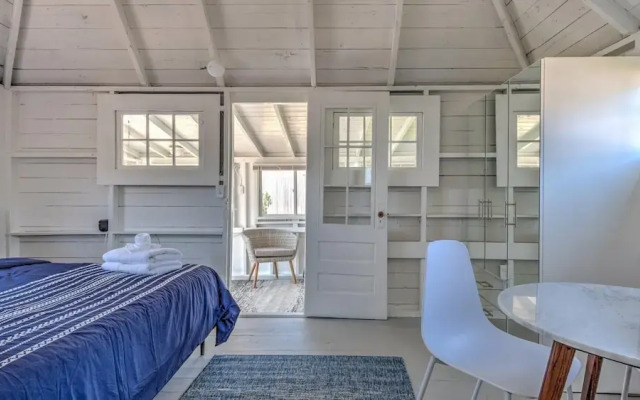 Bungalow 3 - 1br, Waterfront