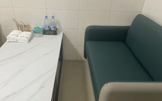 Yijia Apartment