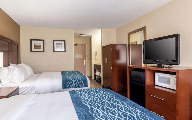Holiday Inn Express and Suites Hannibal