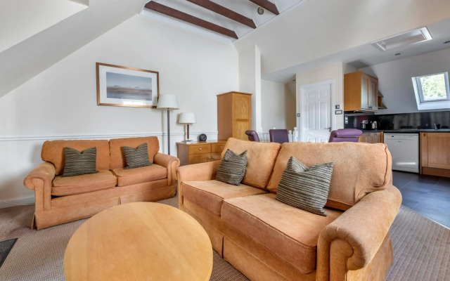 The Kenmore Club