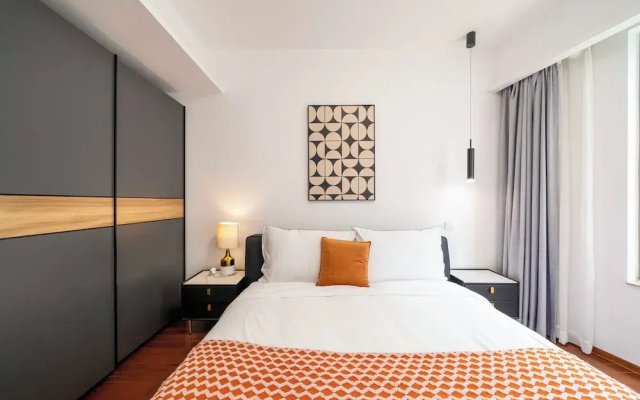 Tyms 2BR APT Hongqiao Bella Vita