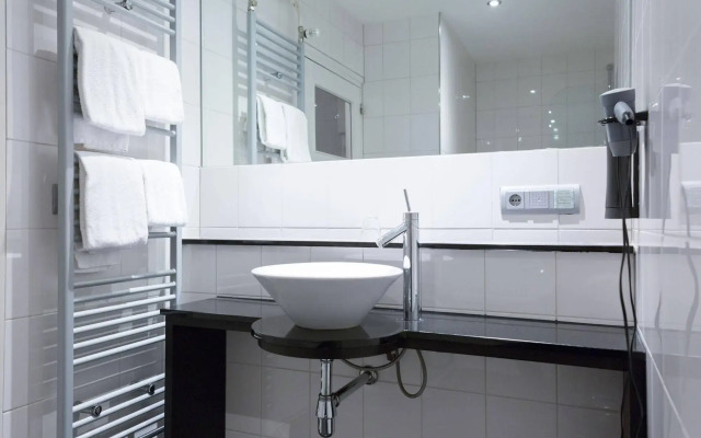 Townhouse Apartments