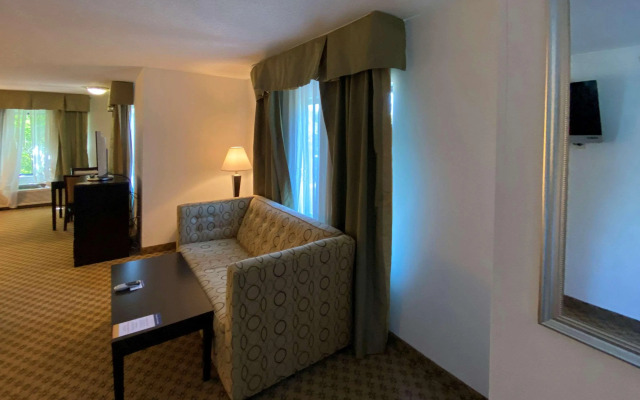 Comfort Inn & Suites Chestertown