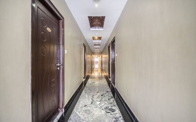 Fabhotel Nk Courtyard