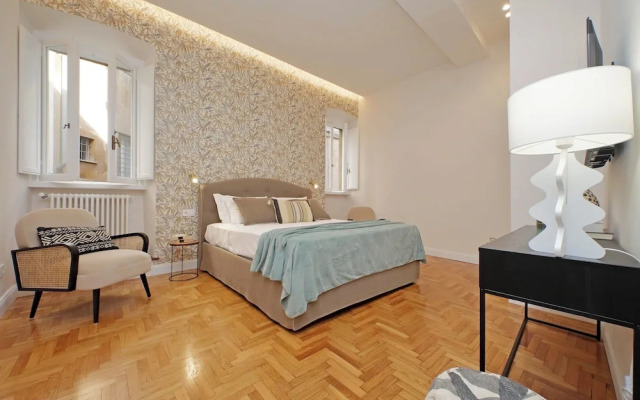 YCH-Luxury home near Piazza Venezia
