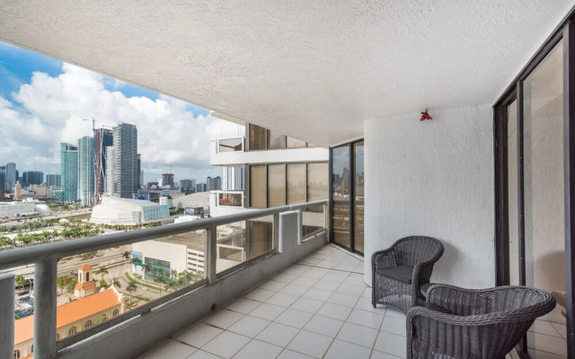 Stunning Balcony Views 3 Bedroom