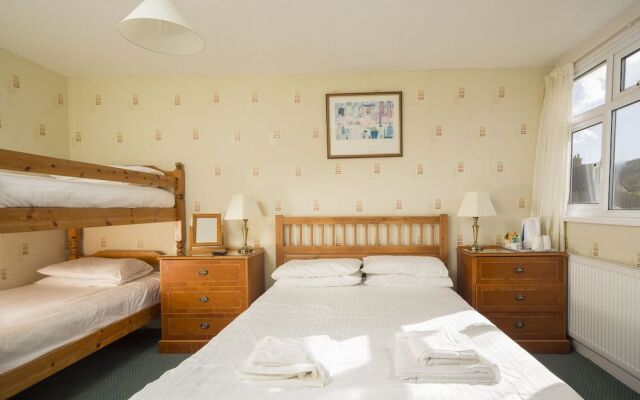 The Sun Bay Hotel & Restaurant