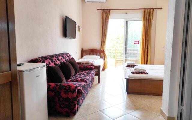 Apartments Himara Premium