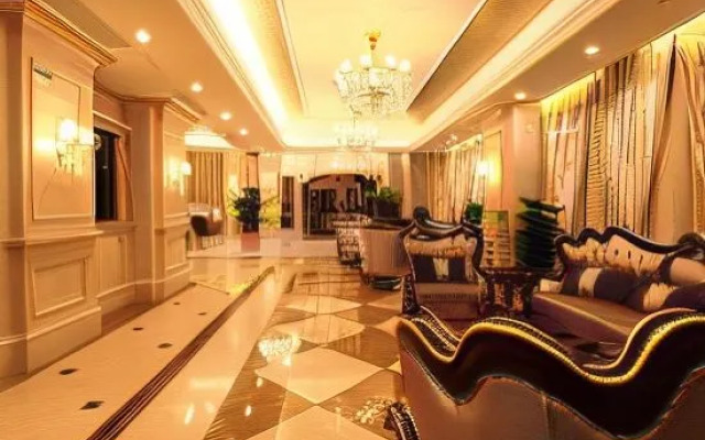 Vienna International Hotel (Shanghai Songjiang Development Zone Sports Center Metro Station)