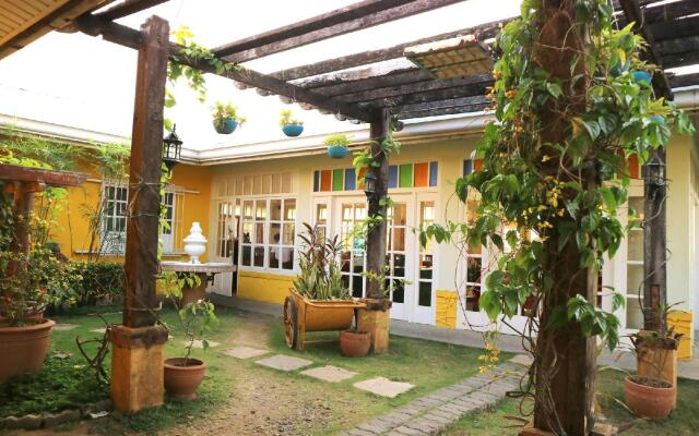 Fiesta Garden Hotel