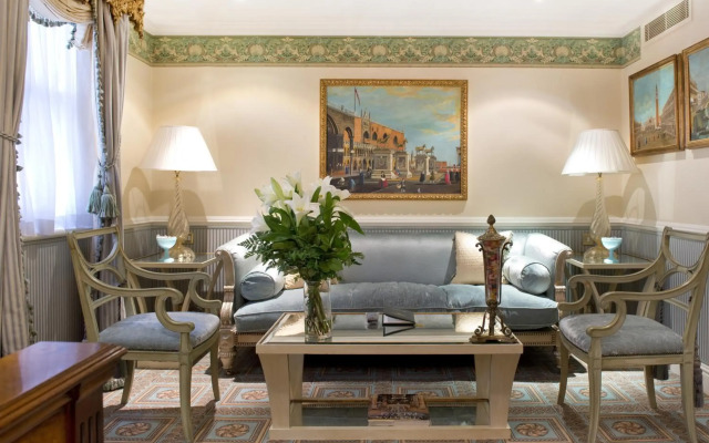 The Milestone Hotel