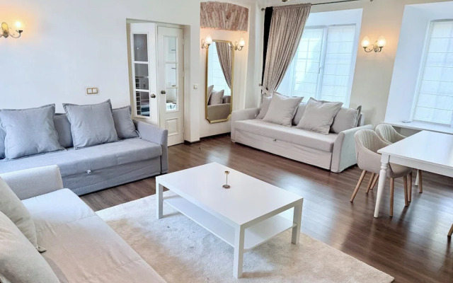 Pilies8 Luxury Vilnius Apartment