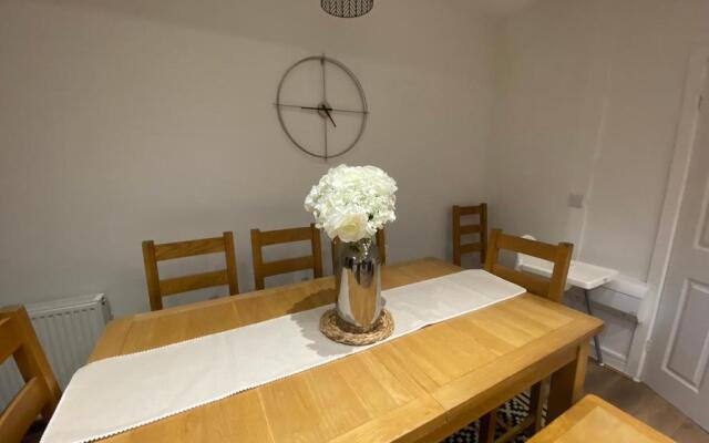 Blackpool Abode - Vance Road Star House