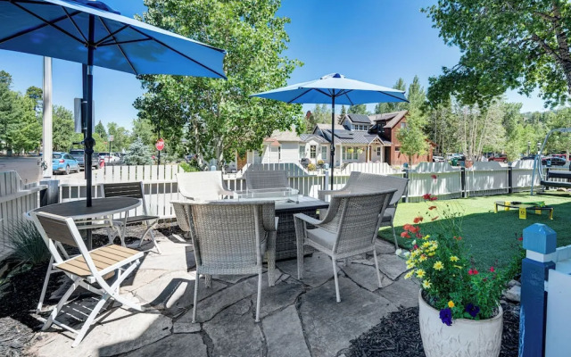 Steps From Central Downtown: Breckenridge Home