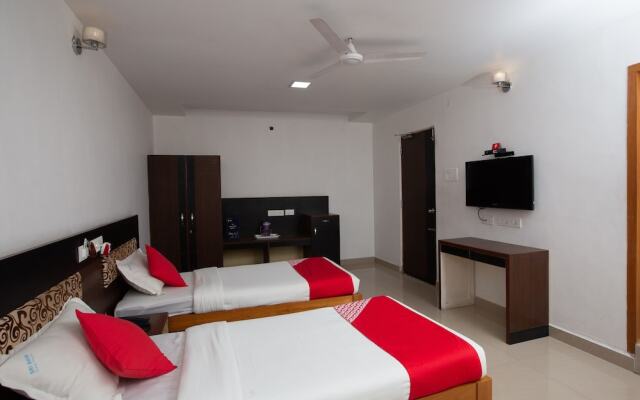 OYO 26947 The Lavish