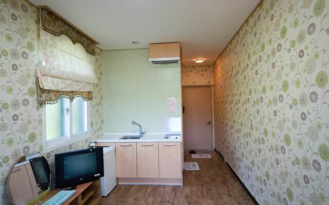 Hongchen Haeri House Pension